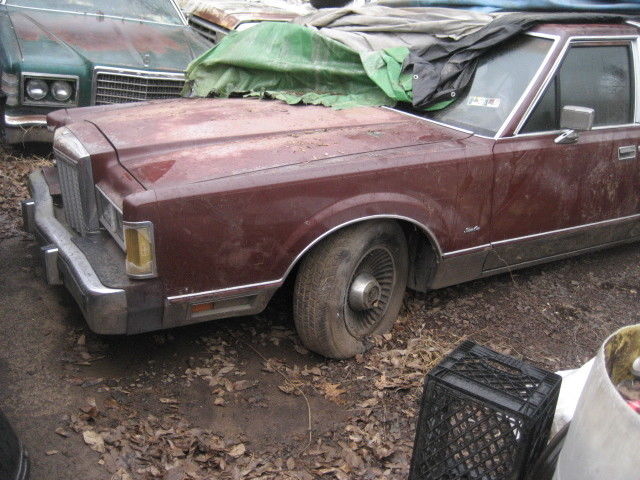 1985 Lincoln Town Car Moon Roof  1/2 Vinyl Roof