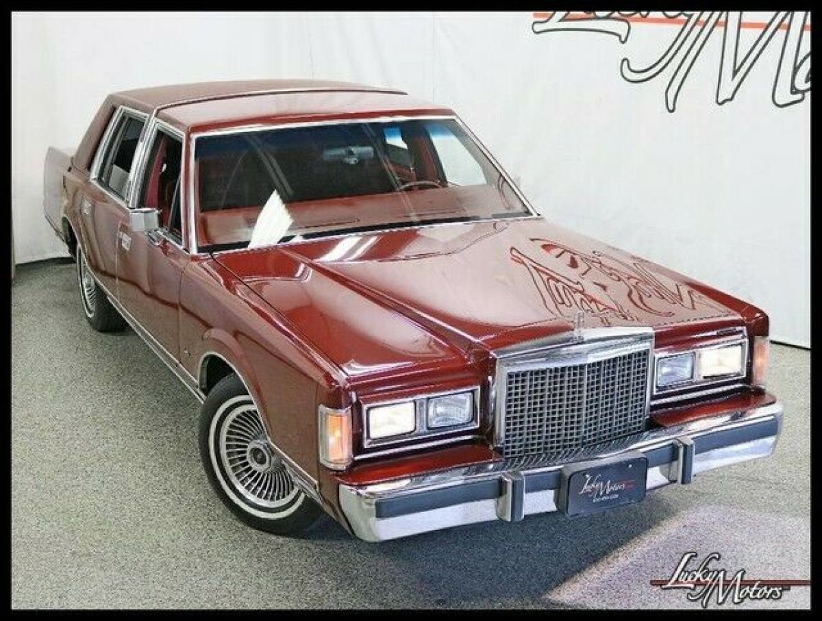 1985 Lincoln Town Car - photo 5