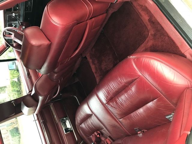 1985 Lincoln Town Car Base Sedan 4-Door - photo 5