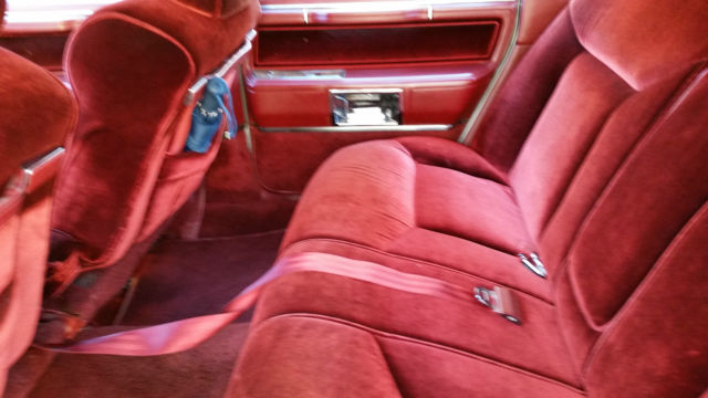 1985 Lincoln Town Car - photo 4