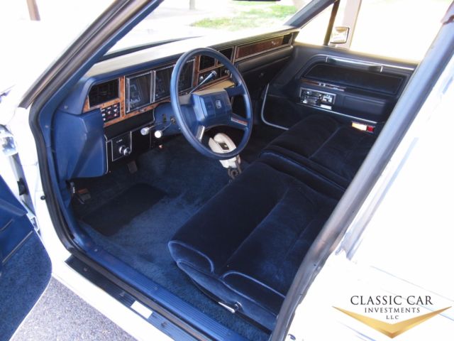 1985 Lincoln Town Car Limousine - photo 5