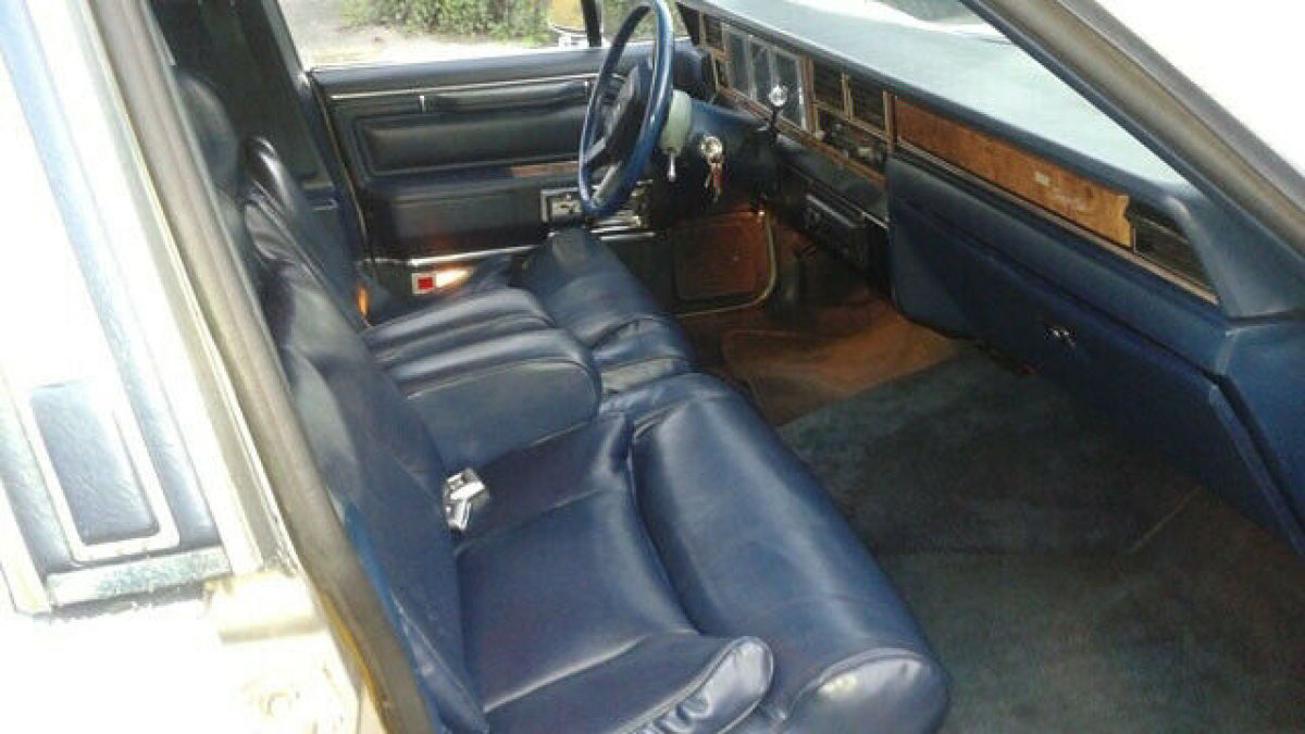 1985 Lincoln Town Car - photo 5