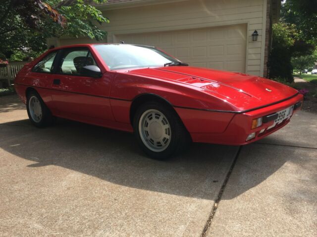 1985 Lotus Excel - photo 2