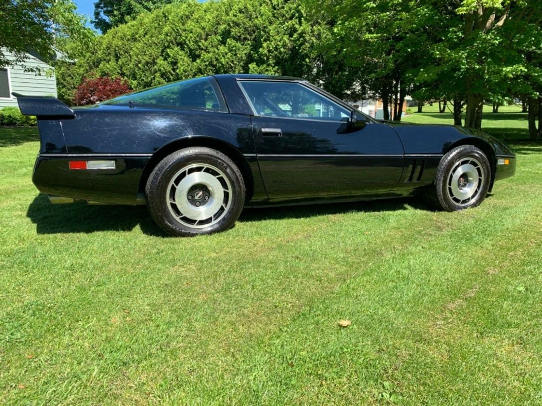 1985 Chevrolet Corvette - photo 4