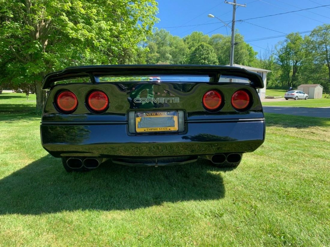 1985 Chevrolet Corvette - photo 7