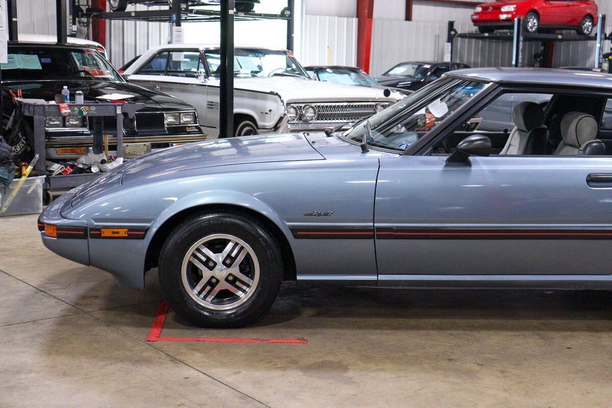 1985 Mazda RX-7 GS - photo 2