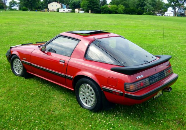 1985 Mazda RX-7 - photo 3