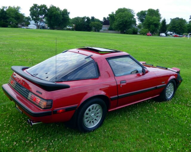 1985 Mazda RX-7 - photo 6