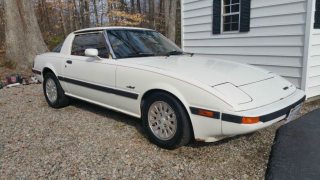 1985 Mazda RX-7 GSL-SE Coupe 2-Door 1.3L 1985 Mazda RX-7