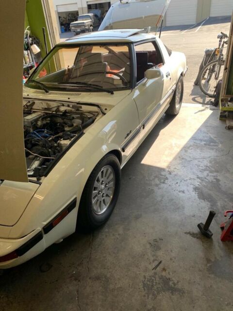 1985 Mazda RX-7 - photo 5