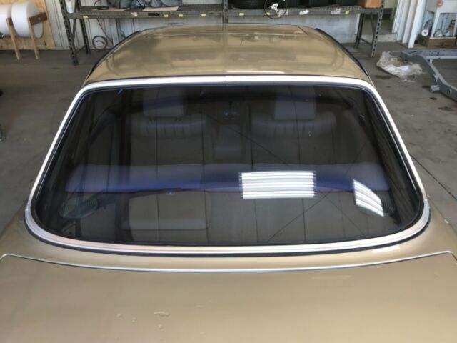 1985 Mercedes-Benz 300-Series Model-123C - photo 6