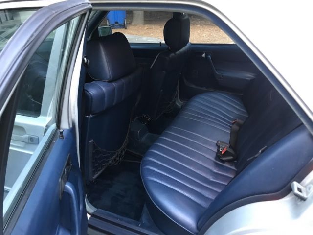 1985 Mercedes-Benz 190-Series - photo 12