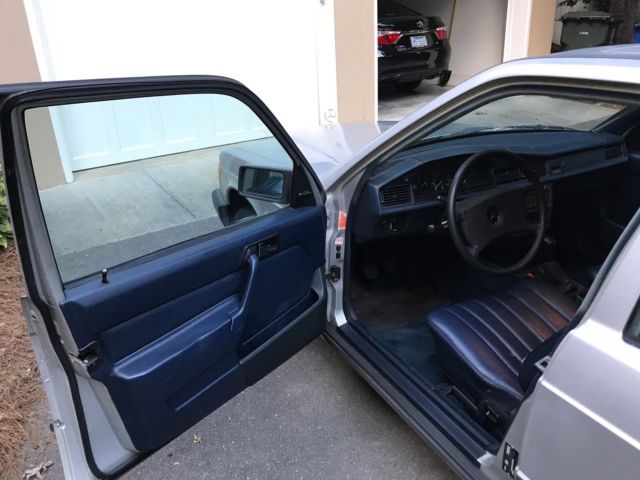 1985 Mercedes-Benz 190-Series - photo 13