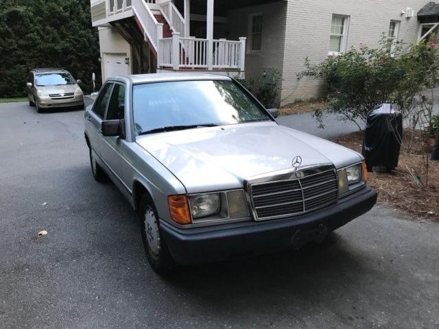 1985 Mercedes-Benz 190-Series - photo 4