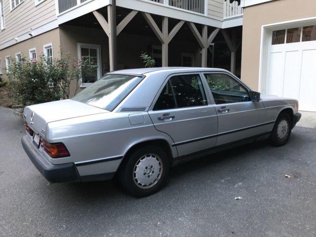 1985 Mercedes-Benz 190-Series - photo 6