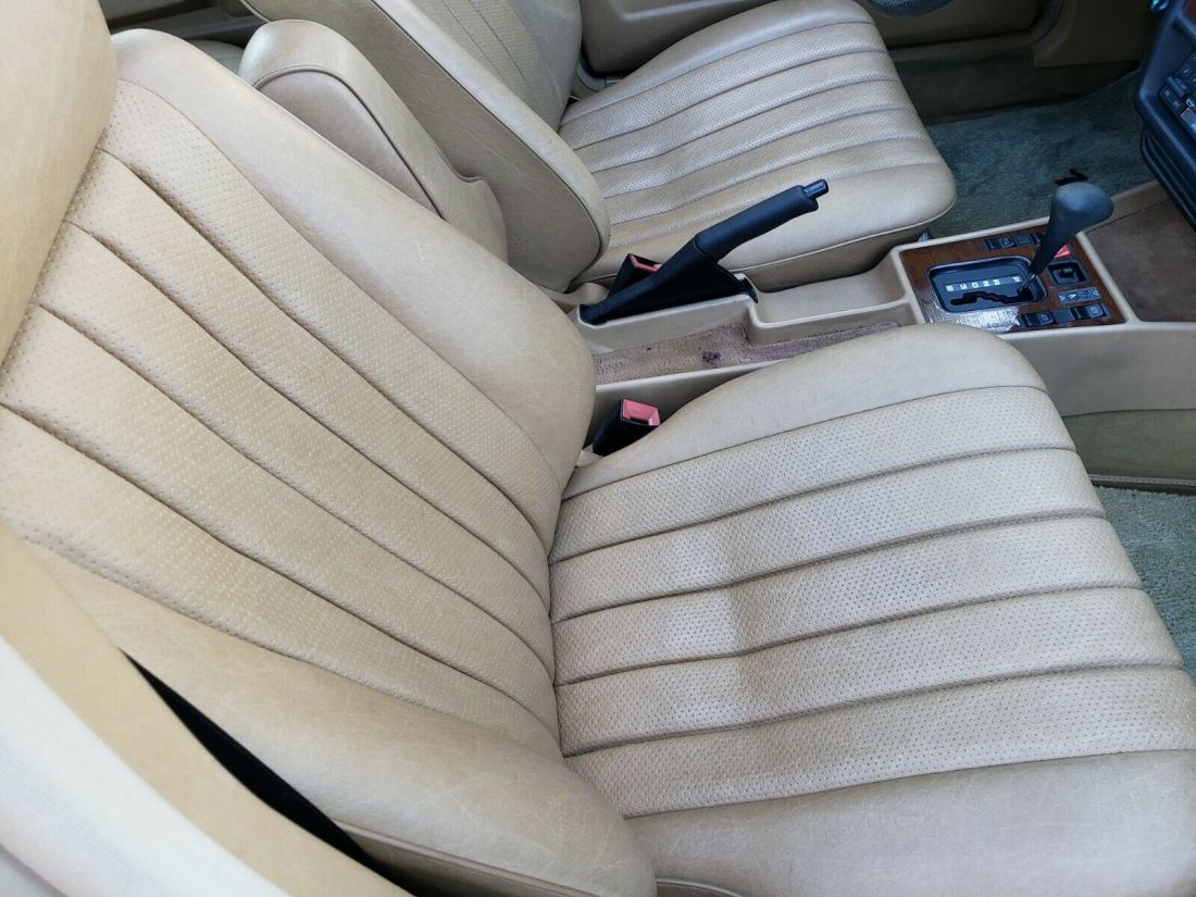 1985 Mercedes-Benz 190-Series - photo 11