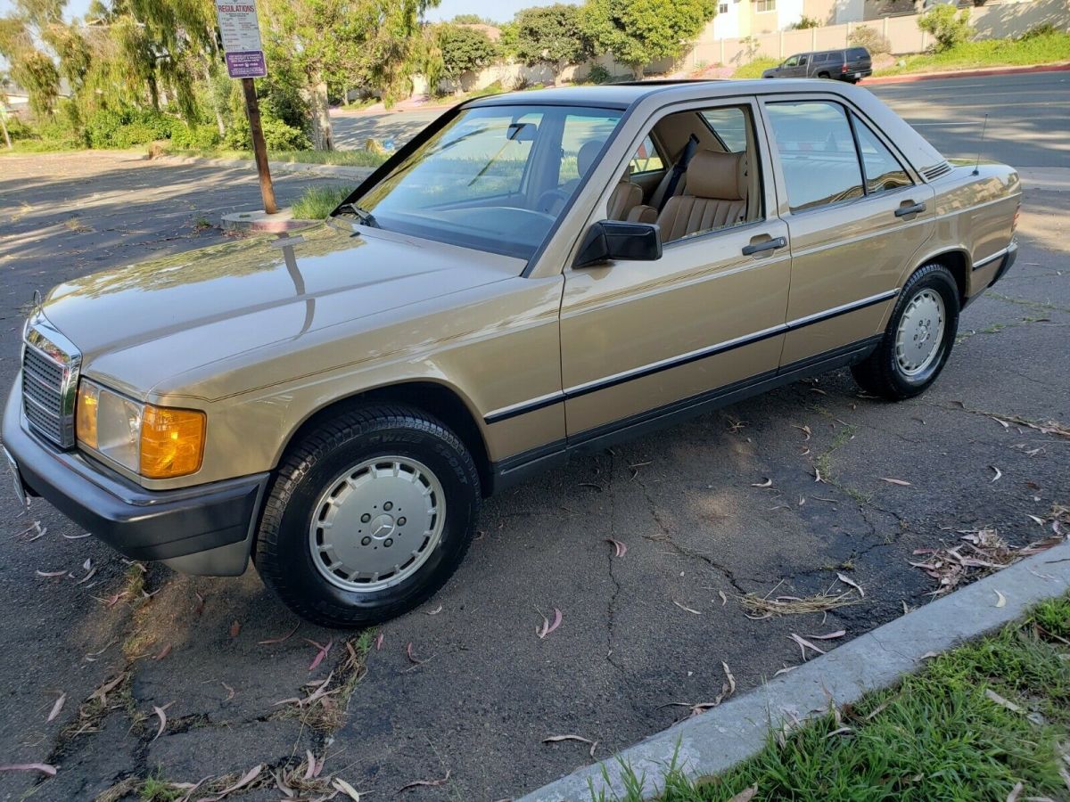 1985 Mercedes-Benz 190-Series - photo 5