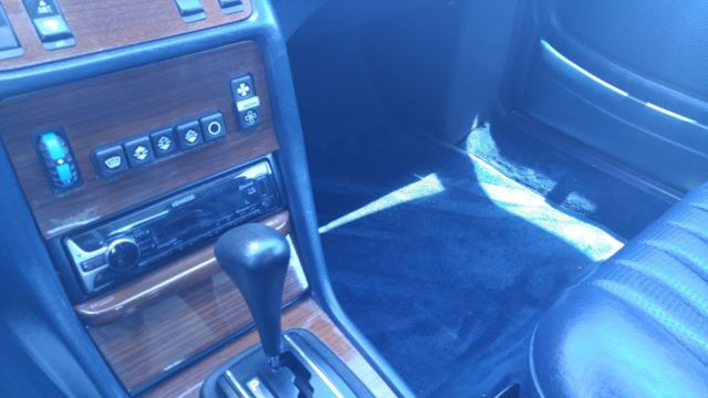 1985 Mercedes-Benz 300-Series Coupe - photo 13
