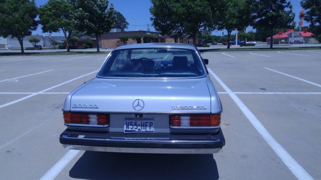 1985 Mercedes-Benz 300-Series Coupe - photo 4