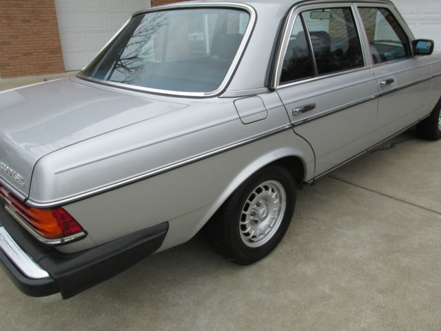 1985 Mercedes-Benz 300-Series - photo 5