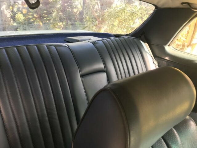 1985 Mercedes-Benz 300-Series 2 door pillar less coupe - photo 11