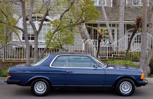 1985 Mercedes-Benz 300-Series 2 door coupe - photo 9