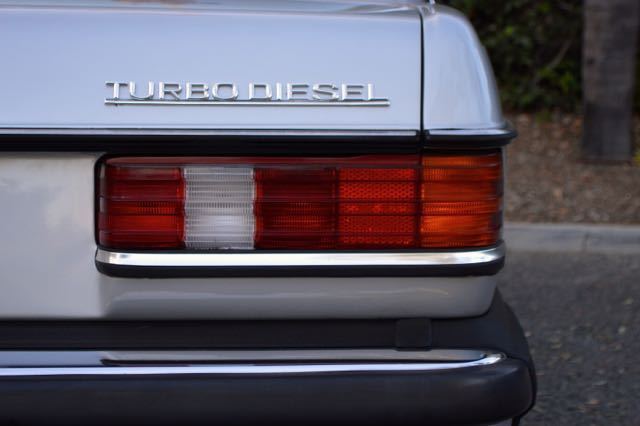 1985 Mercedes-Benz 300-Series turbo diesel 300CD 2 door coupe - photo 13