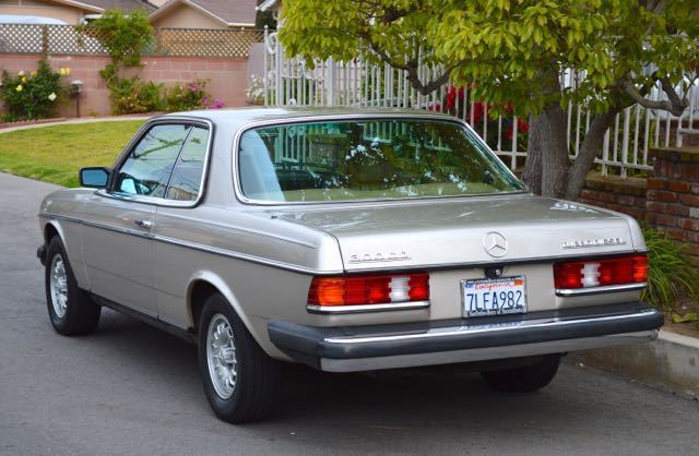 1985 Mercedes-Benz 300-Series - photo 10