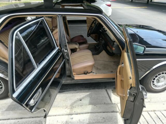 1985 Mercedes-Benz 300-Series - photo 4