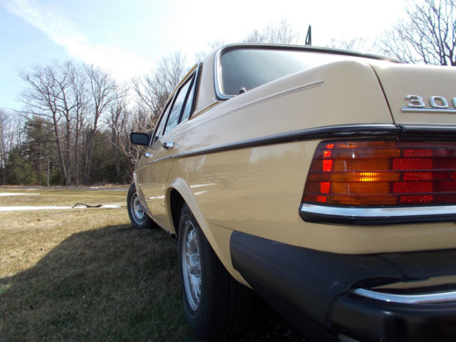 1985 Mercedes-Benz 300-Series - photo 4