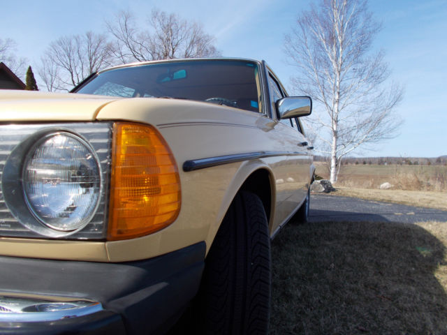 1985 Mercedes-Benz 300-Series - photo 5