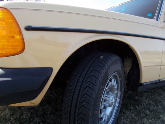 1985 Mercedes-Benz 300-Series - photo 6