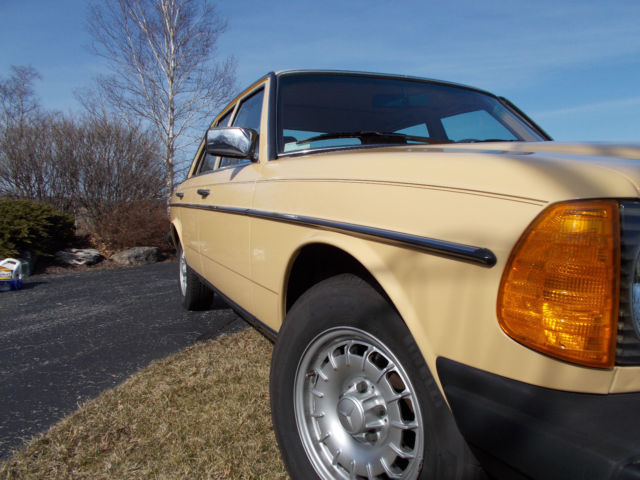 1985 Mercedes-Benz 300-Series - photo 7