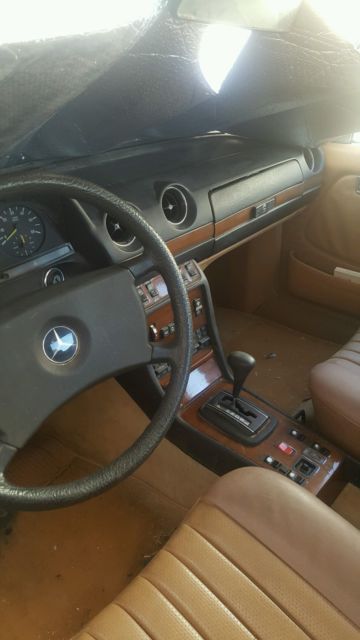 1985 Mercedes-Benz 300-Series Base Sedan 4-Door - photo 2