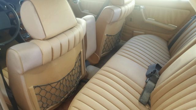 1985 Mercedes-Benz 300-Series Base Sedan 4-Door - photo 3