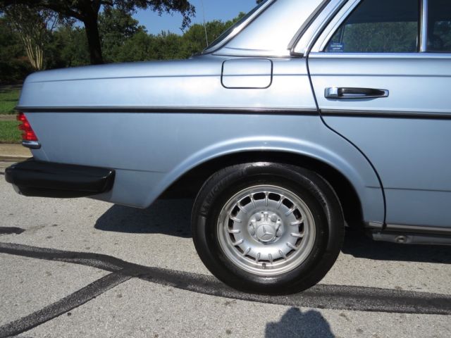 1985 Mercedes-Benz 300-Series 300D - photo 11