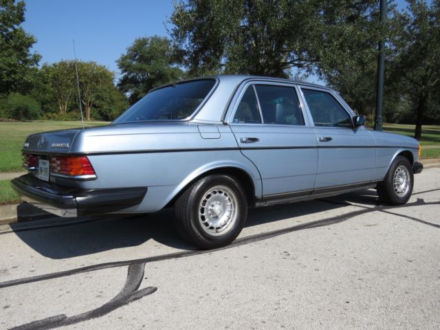 1985 Mercedes-Benz 300-Series 300D - photo 12