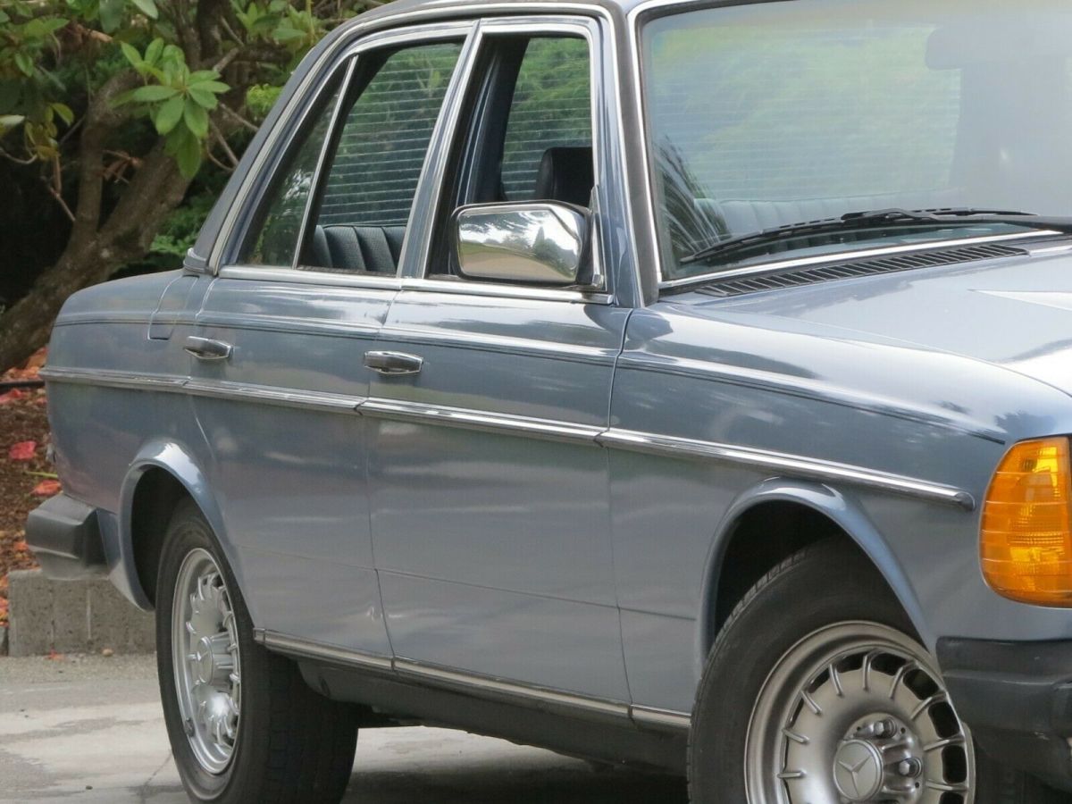 1985 Mercedes-Benz 300-Series 300D Turbodiesel - photo 12