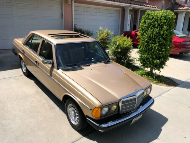 1985 Mercedes-Benz 300-Series - photo 12