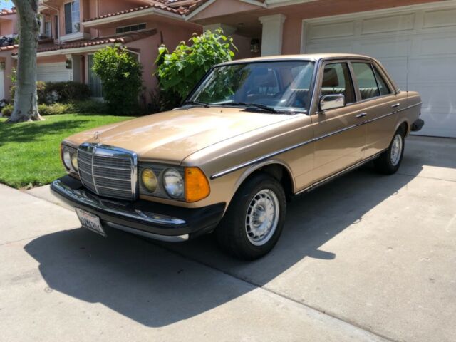1985 Mercedes-Benz 300-Series - photo 2