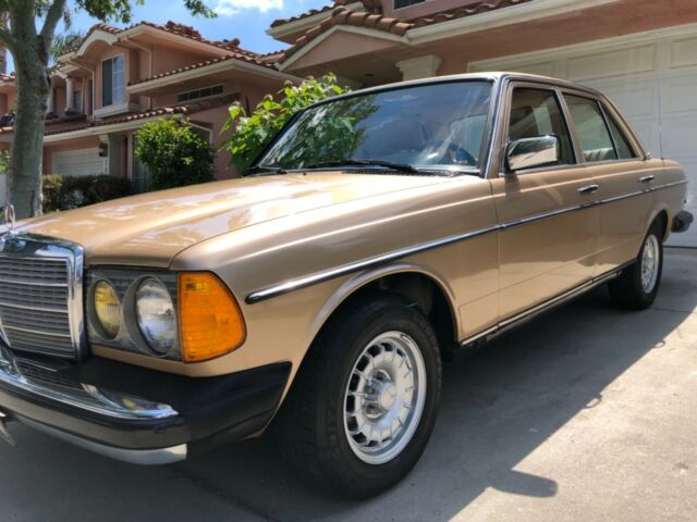 1985 Mercedes-Benz 300-Series - photo 6