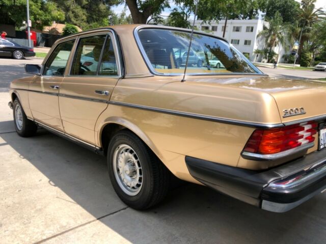 1985 Mercedes-Benz 300-Series - photo 7