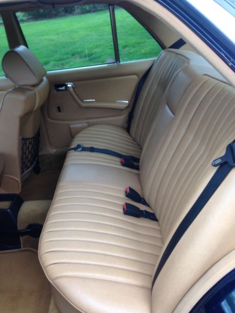 1985 Mercedes-Benz 300-Series - photo 11