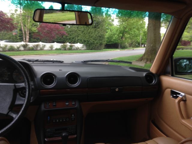 1985 Mercedes-Benz 300-Series - photo 12