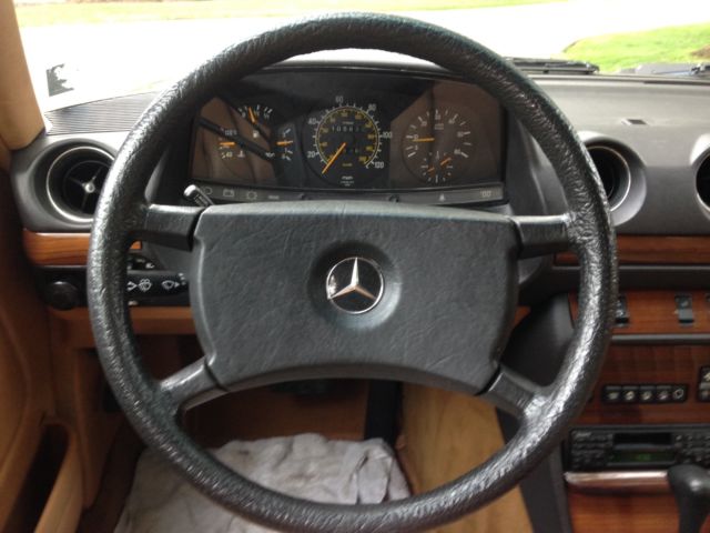 1985 Mercedes-Benz 300-Series - photo 13