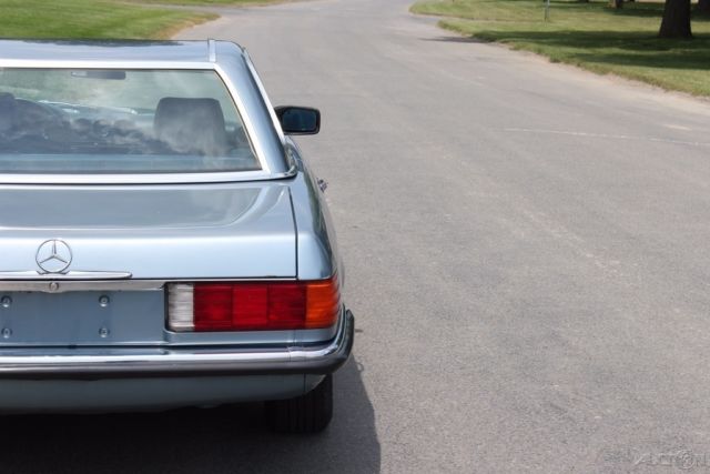 1985 Mercedes-Benz SL-Class convertible - photo 12