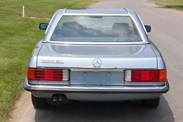 1985 Mercedes-Benz SL-Class convertible - photo 6