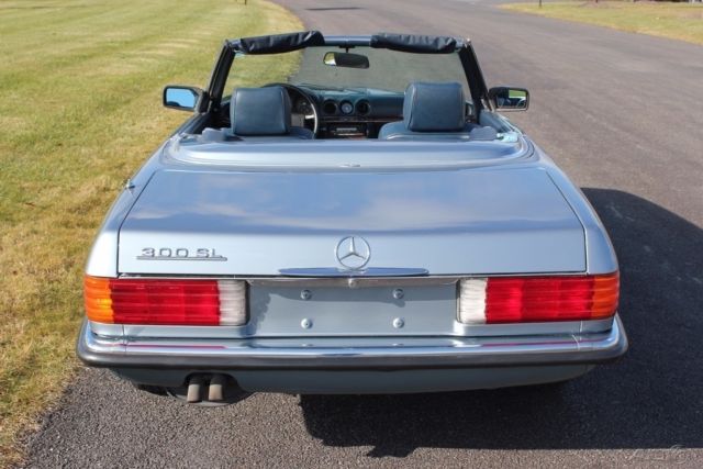 1985 Mercedes-Benz SL-Class convertible - photo 8