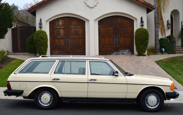 1985 Mercedes-Benz 300-Series 300td 300tdt 300 td tdt W123 wagon - photo 3