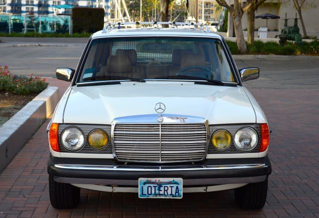 1985 Mercedes-Benz 300-Series 5 door station wagon - photo 3